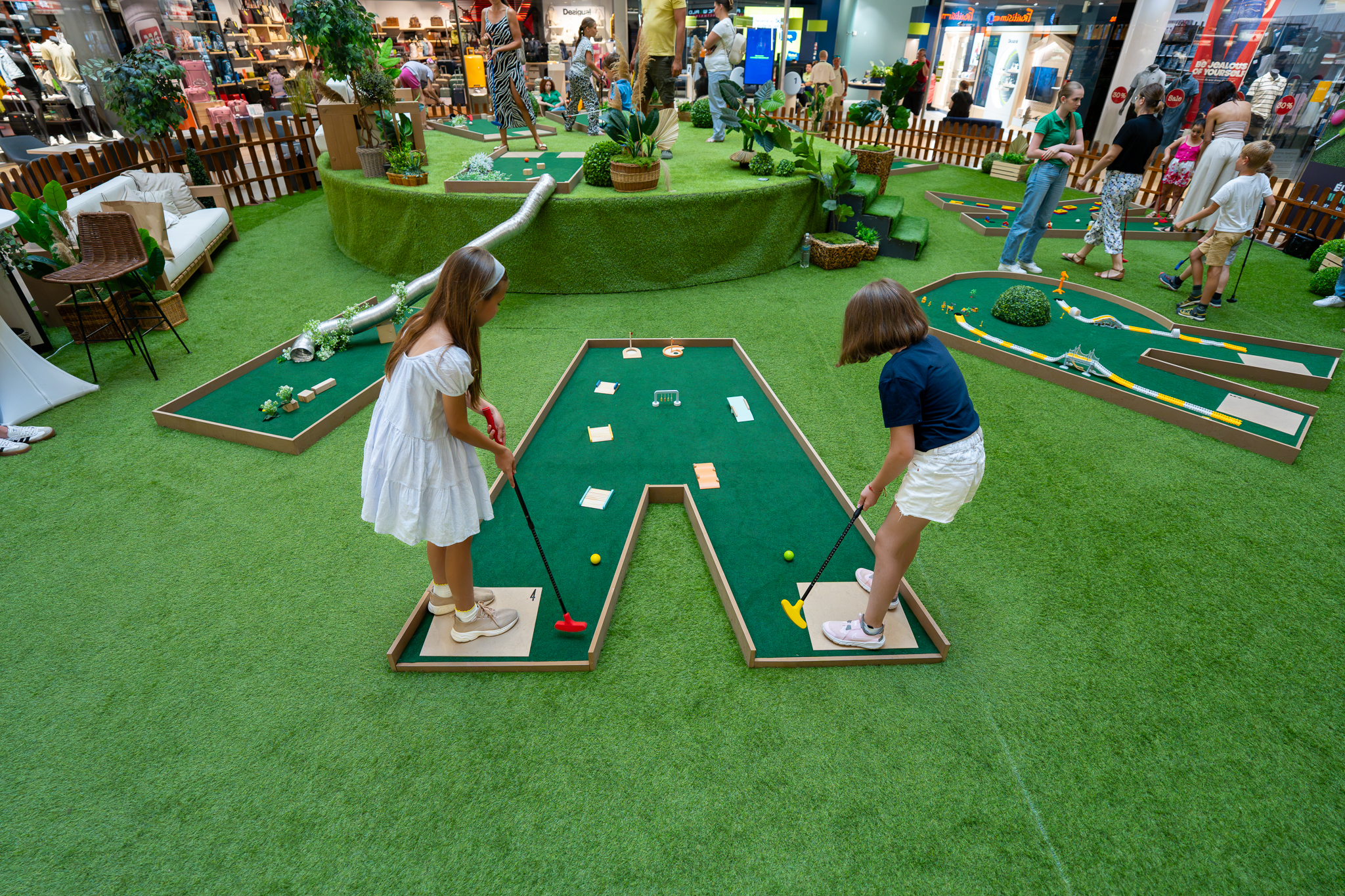 Tematikus minigolf pályabérlés, telepítés